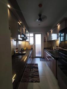 Kitchen Image of 1850 Sq.ft 4 BHK Apartment / Flat for rent in Rishita Manhattan, Gomti Nagar Extension Lucknow for Rs. 50000