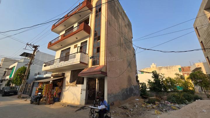 New Palam Vihar Phase 1 Main Image 1