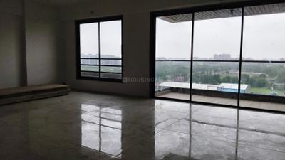 Living Room Image of 2000 Sq.ft 4 BHK Apartment / Flat for sale in The Empiirean, Vaishno Devi Circle Ahmedabad for Rs. 25500000