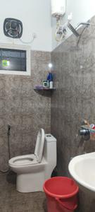 Bathroom Image of 1100 Sq.ft 2 BHK Apartment / Flat for rent in Jubilee Hills Hyderabad for Rs. 35001