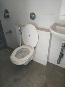 Common Bathroom Image of 390 Sq.ft 1 BHK Apartment / Flat for sale in Peak 25, Vikhroli East Mumbai for Rs. 9000000