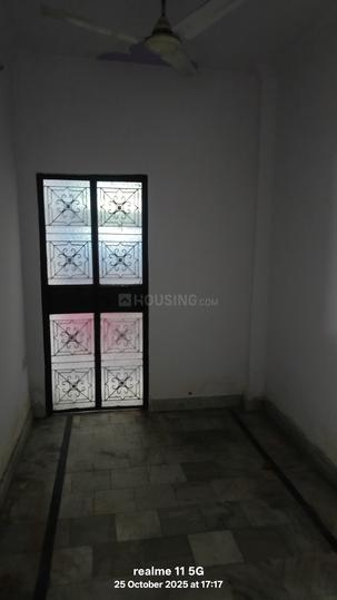 A 2B Block, Paschim Vihar Bedroom 1