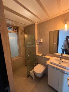 Bathroom Image of 1120 Sq.ft 3 BHK Apartment / Flat for rent in Runwal Elegante, Andheri West Mumbai for Rs. 200000