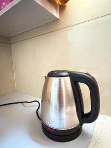 Bathroom Image of 300 Sq.ft 1 RK Apartment / Flat for rent in Vyttila Kochi for Rs. 14000
