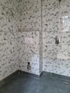 Common Bathroom Image of 810 Sq.ft 3 BHK Apartment / Flat for sale in Dwarka Mor New Delhi for Rs. 5500000
