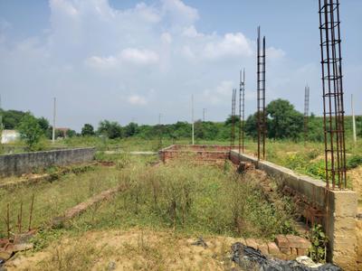 Image of 900 Sq.ft Residential Plot / Land for sale in Sheorajpur, Greater Noida for Rs. 2500000