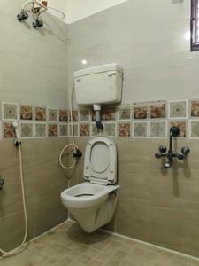 Common Bathroom Image of 1026 Sq.ft 2 BHK Apartment / Flat for sale in Medavakkam Chennai for Rs. 7000000