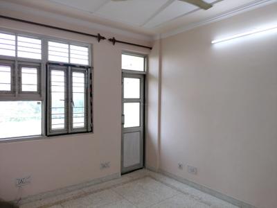 Bedroom Image of 1500 Sq.ft 3 BHK Apartment / Flat for rent in Sector 18 Dwarka New Delhi for Rs. 40000