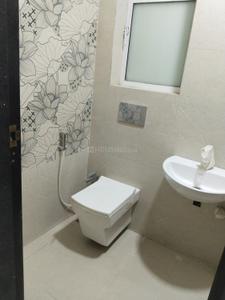 Bathroom Image of 1200 Sq.ft 3 BHK Apartment / Flat for sale in Mulund East Mumbai for Rs. 23700000