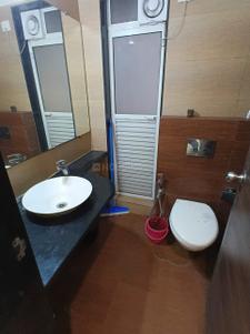 Image of 1020 Sq.ft 2 BHK Apartment / Flat for sale in Lokhandwala Spring Grove, Kandivali East, Mumbai for Rs. 21500000