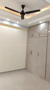 Bedroom Image of 995 Sq.ft 2 BHK Apartment / Flat for sale in High End Windsor Paradise 2 Block F, Raj Nagar Extension Ghaziabad for Rs. 7000000
