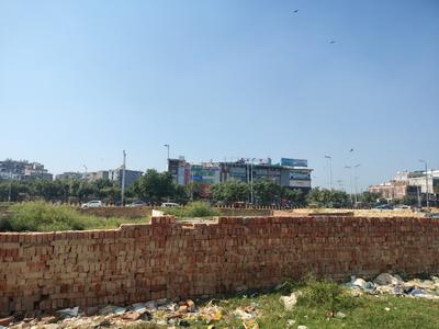 Image of 200 Sq.ft Residential Plot / Land for sale in Sector 76, Noida for Rs. 14000000