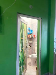 Bathroom Image of 1600 Sq.ft 2 BHK Apartment / Flat for sale in 3 No. Govt Colony Malda for Rs. 2500000