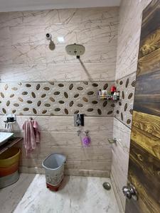 Bathroom Image of 900 Sq.ft 3 BHK Builder Floor for sale in Shalimar Bagh New Delhi for Rs. 13000000