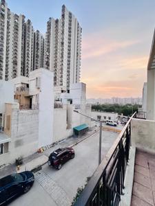 Balcony Image of 2500 Sq.ft 4.5 BHK Villa for sale in Amrapali Dream Valley, Noida Extension Greater Noida for Rs. 31000000