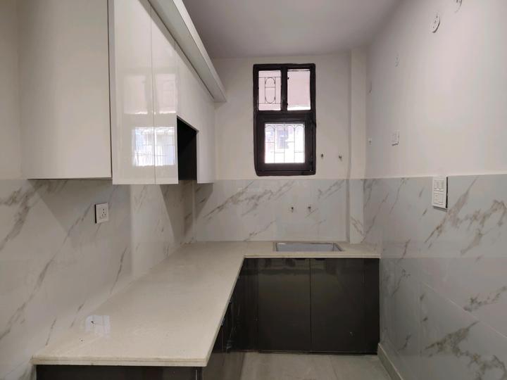 Jai chanda Associate Main Image 1