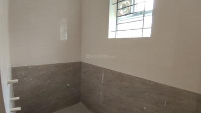 Bathroom Image of 600 Sq.ft 1 BHK Builder Floor for rent in Bommanahalli Bengaluru for Rs. 18000