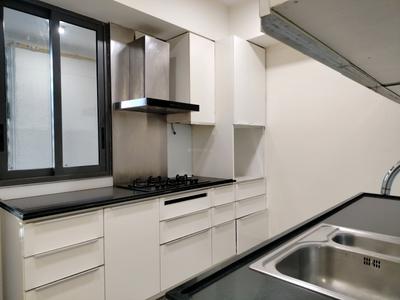 Kitchen Image of 1500 Sq.ft 3 BHK Apartment / Flat for sale in Santacruz West Mumbai for Rs. 62400000