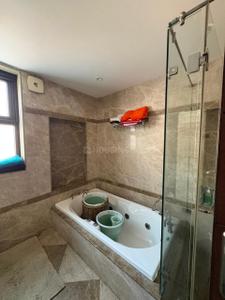 Image of 8000 Sq.ft 4.5 BHK Independent House for rent in Neeti Bagh, New Delhi for Rs. 450000