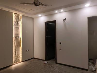 Bedroom Image of 2451 Sq.ft 4 BHK Builder Floor for sale in Rohini Extension New Delhi for Rs. 35000000