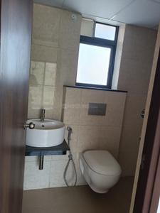 Bathroom Image of 1150 Sq.ft 3 BHK Apartment / Flat for sale in Shapoorji Pallonji Vanaha, Bavdhan Pune for Rs. 13000000