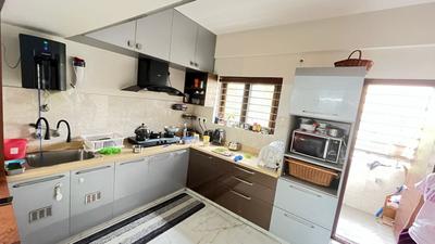 Kitchen Image of 1350 Sq.ft 2 BHK Builder Floor for rent in Koramangala Bengaluru for Rs. 68000