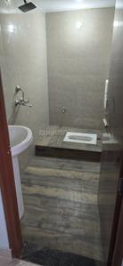 Bathroom Image of 350 Sq.ft 1 RK Studio for rent in Ram Vatika Bareilly for Rs. 5500