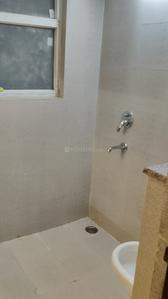 Bathroom Image of 2150 Sq.ft 4 BHK Apartment / Flat for rent in Aisshpra Paalm Paradise Phase II, Sahara Estate Gorakhpur for Rs. 28000