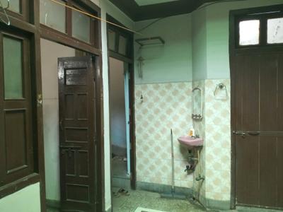 Living Room Image of 668 Sq.ft 2 BHK Independent House for rent in Shahdara New Delhi for Rs. 25000