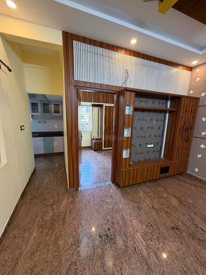 Guhan Kudil Bedroom 1