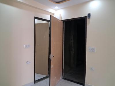 Living Room Image of 1000 Sq.ft 2 BHK Apartment / Flat for sale in Sector 74 Noida for Rs. 3950000
