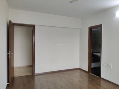 Bedroom Image of 910 Sq.ft 2 BHK Apartment / Flat for rent in K Raheja Vistas, Powai Mumbai for Rs. 85000