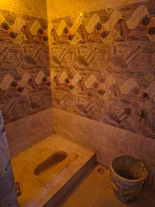 Bathroom Image of 625 Sq.ft 1 RK Independent House for sale in Bhawrasla Indore for Rs. 6200000