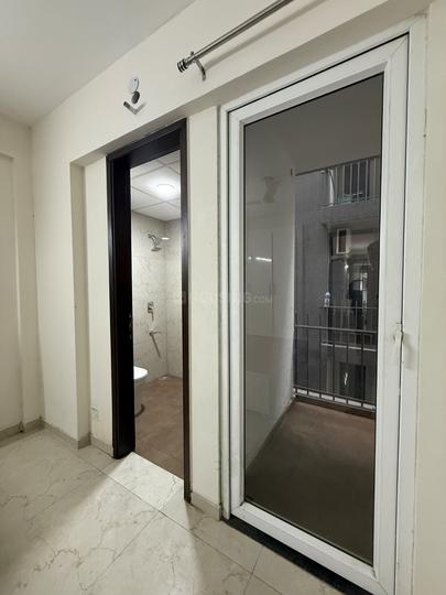 Smart World Gems Main Image 1