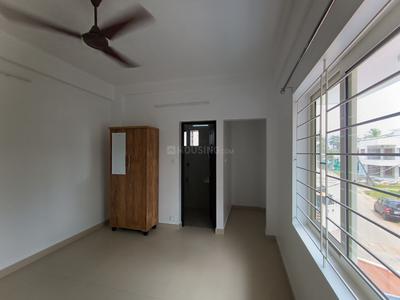 Bedroom Image of 1450 Sq.ft 3 BHK Apartment / Flat for rent in Maradu Kochi for Rs. 25000