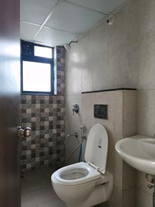 Common Bathroom Image of 875 Sq.ft 2 BHK Apartment / Flat for sale in Shapoorji Pallonji Vanaha, Bavdhan Pune for Rs. 11500000