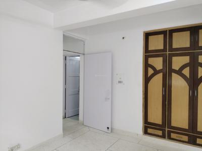 Bedroom Image of 1500 Sq.ft 3 BHK Apartment / Flat for sale in Golden Heights Apartments, Sector 12 Dwarka New Delhi for Rs. 25500000