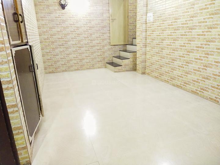 Vikas Gruh Road Main Image 1