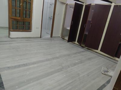 Bedroom Image of 2152 Sq.ft 3 BHK Builder Floor for rent in Gomti Nagar Lucknow for Rs. 25000