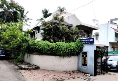 Image of 3600 Sq.ft 5 BHK Villa for sale in Naranpura, Ahmedabad for Rs. 80000000