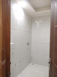 Common Bathroom Image of 1125 Sq.ft 2 BHK Builder Floor for sale in RPS Palm Drive, Sector 88 Faridabad for Rs. 11000000