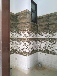 Common Bathroom Image of 750 Sq.ft 2 BHK Builder Floor for sale in DLF Ankur Vihar Ghaziabad for Rs. 2325455