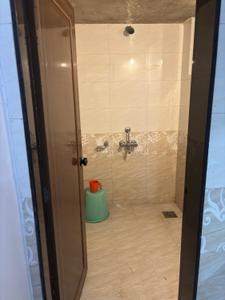 Bathroom Image of 700 Sq.ft 1 BHK Apartment / Flat for rent in Sarvatra, Kothrud Pune for Rs. 30000