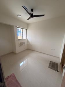 Bedroom Image of 650 Sq.ft 2 BHK Apartment / Flat for rent in Lodha Crown Kolshet, Kolshet Thane for Rs. 32000