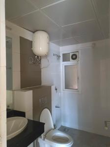 Common Bathroom Image of 2397 Sq.ft 4 BHK Apartment / Flat for rent in Mahindra Aura, Sector 110A Gurgaon for Rs. 49000
