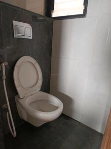 Common Bathroom Image of 550 Sq.ft 1 BHK Apartment / Flat for rent in Shapoorji Pallonji Joyville Hadapsar Annexe, Shewalewadi Pune for Rs. 18000