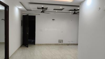 Diamond Square Living Room 1
