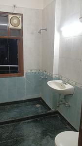 Bathroom Image of 2250 Sq.ft 3 BHK Builder Floor for sale in South Extension II New Delhi for Rs. 40000000