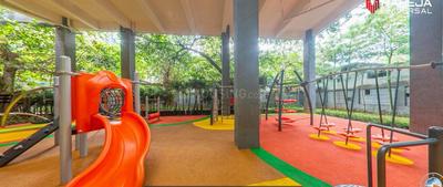 Balcony Image of 1800 Sq.ft 3 BHK Apartment / Flat for sale in Raheja Imperia, Lower Parel Mumbai for Rs. 114900000