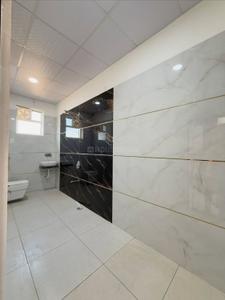 Bathroom Image of 2600 Sq.ft 3 BHK Independent House for rent in Bhicholi Mardana Indore for Rs. 30000